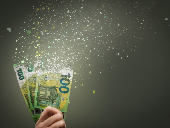 Novi razpisi za ugodna likvidnostna posojila